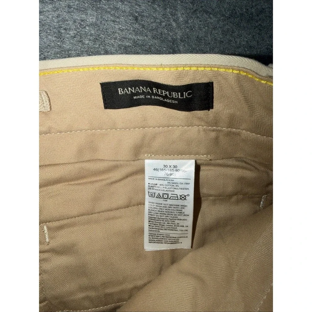 Banana Republic Dawson Chino Pants Khaki Beige Flat Front Mens Size 30x30
